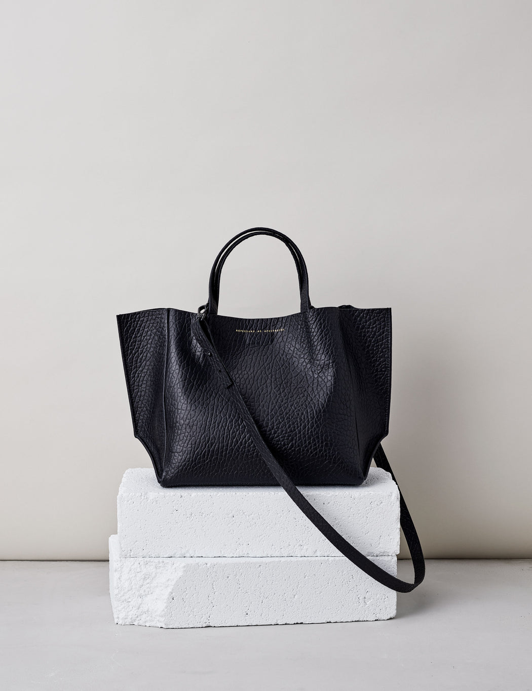 Half Tote / Black Buffalo