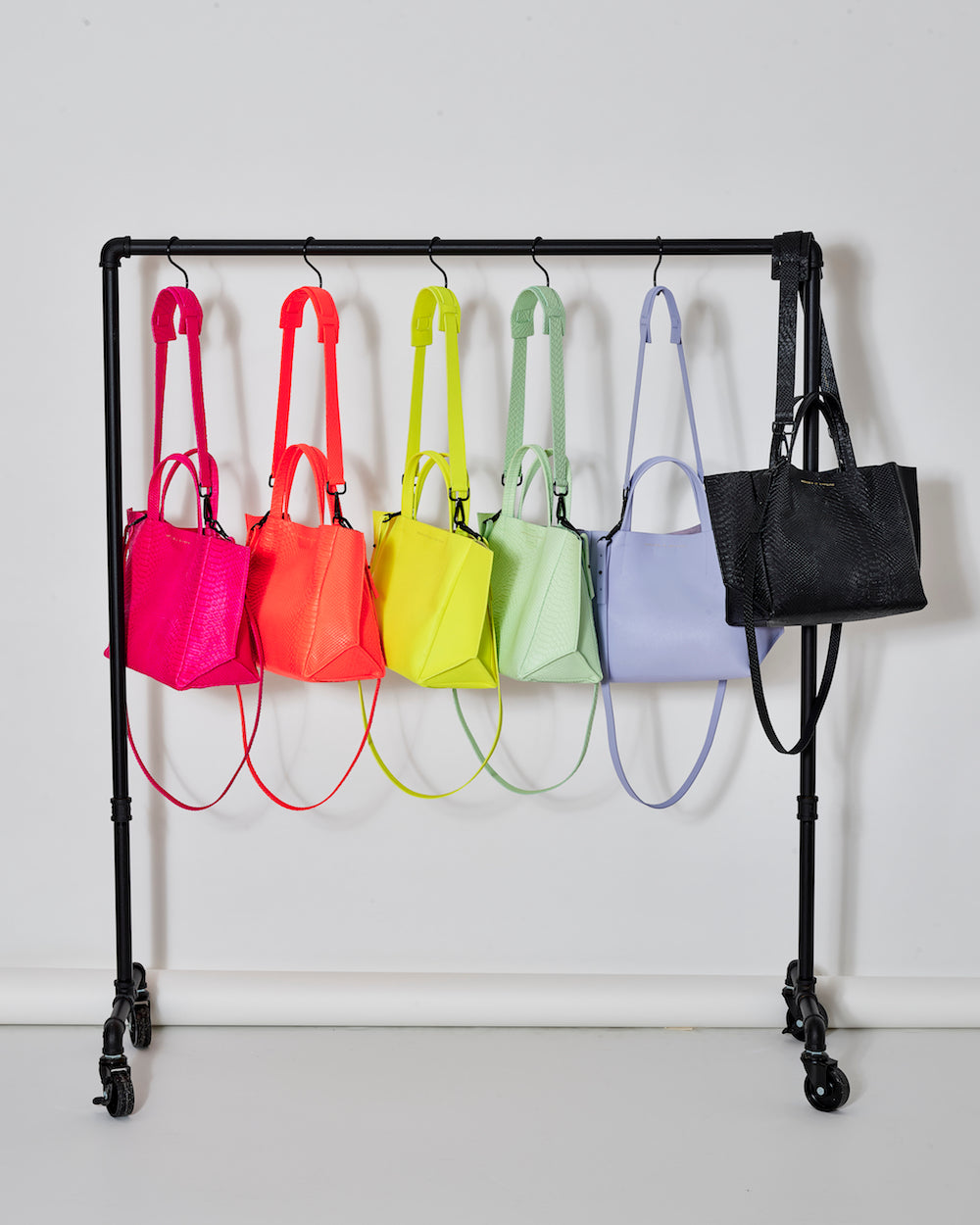 Half Tote / Mint Python — Ampersand As Apostrophe