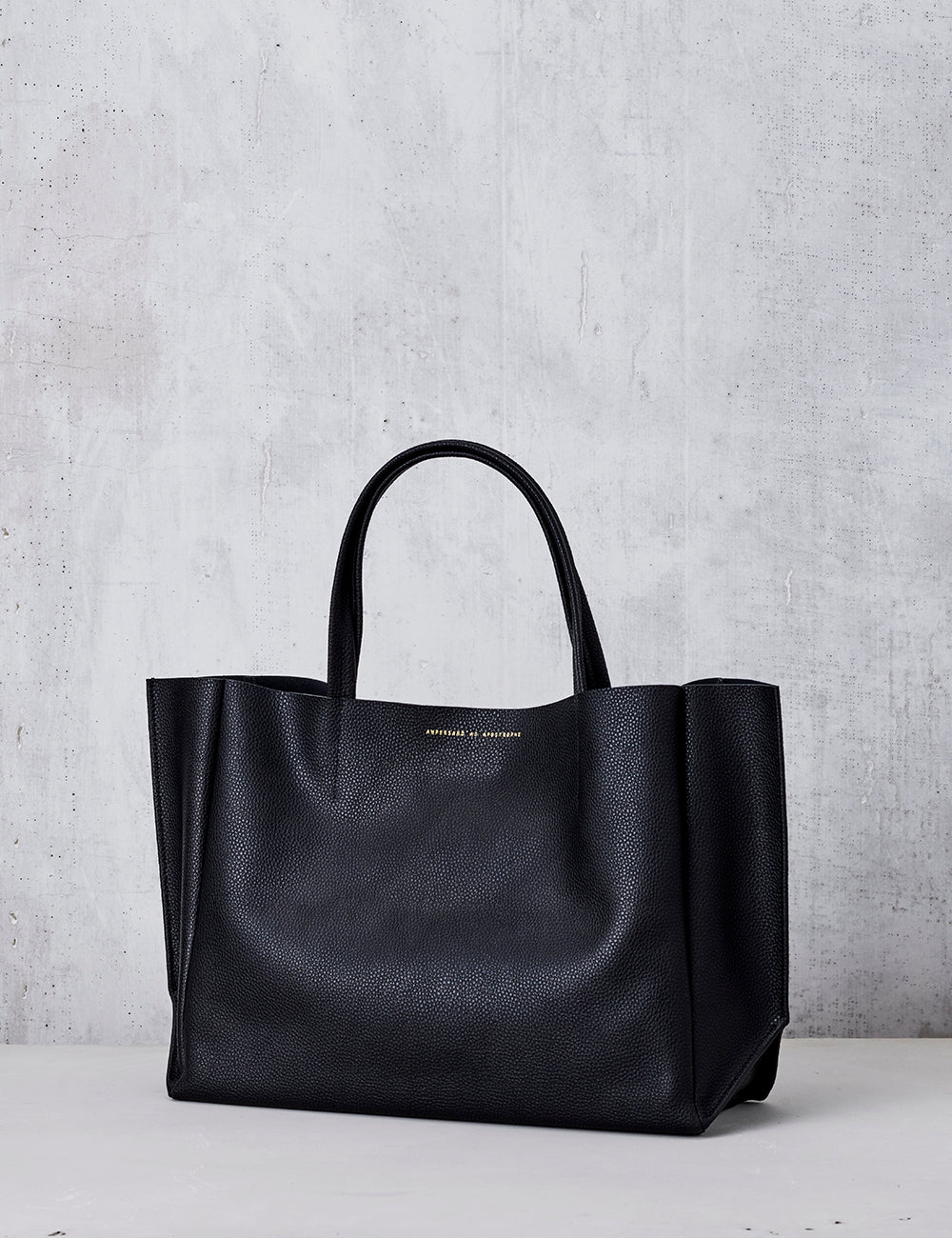 Sideways Tote / Black Lux