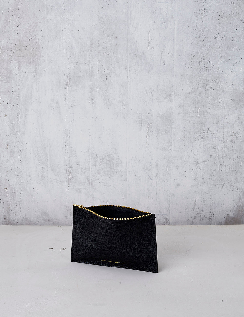 Sideways Tote / Black Lux